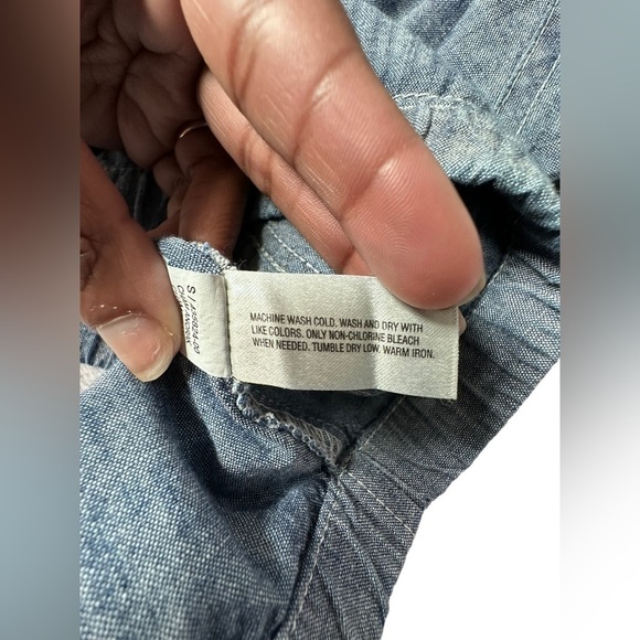 Baby GAP Chambray Pull Over Jacket with Hood Size 0-6 months - Picture 8 of 10